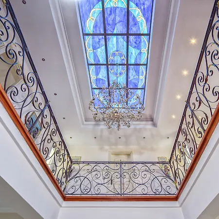 Villa Ellania *